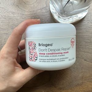 BRIOGEO
Don't Despair, Repair!™ Deep Conditioning Hair Mask